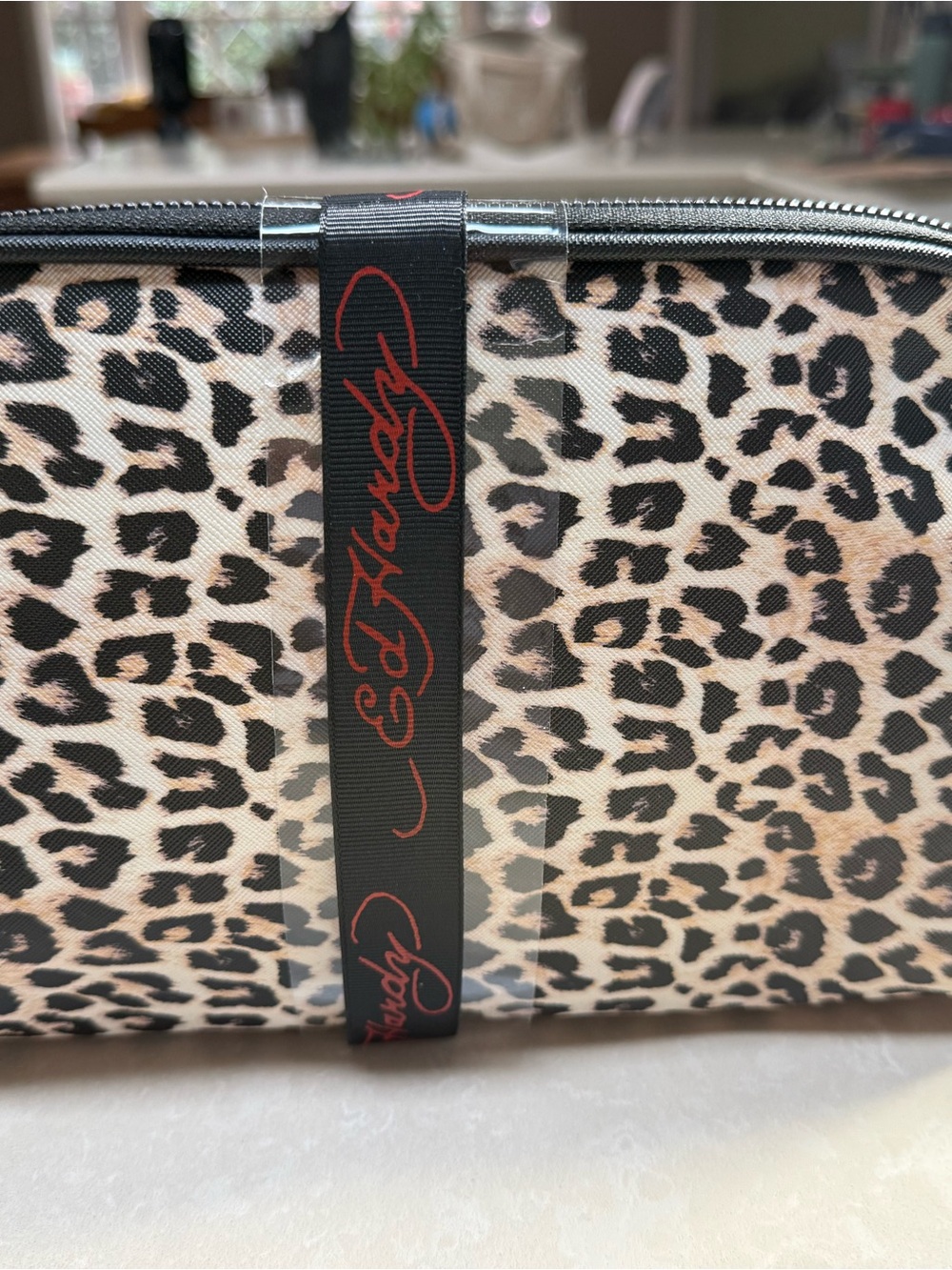 Ed Hardy Two Piece Cosmetic Bag Set -bold red & leopard design, skull, heart NWT - Picture 9 of 11